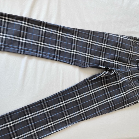 Burberry Pants - Picture 6 of 11